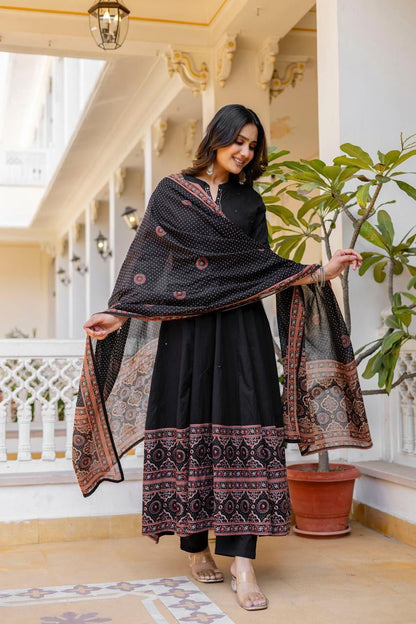 Anarkali Indian suits online