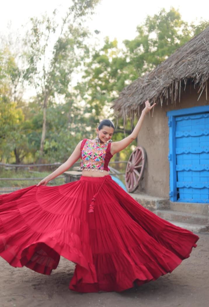 red garba/ dandiya chaniya choli