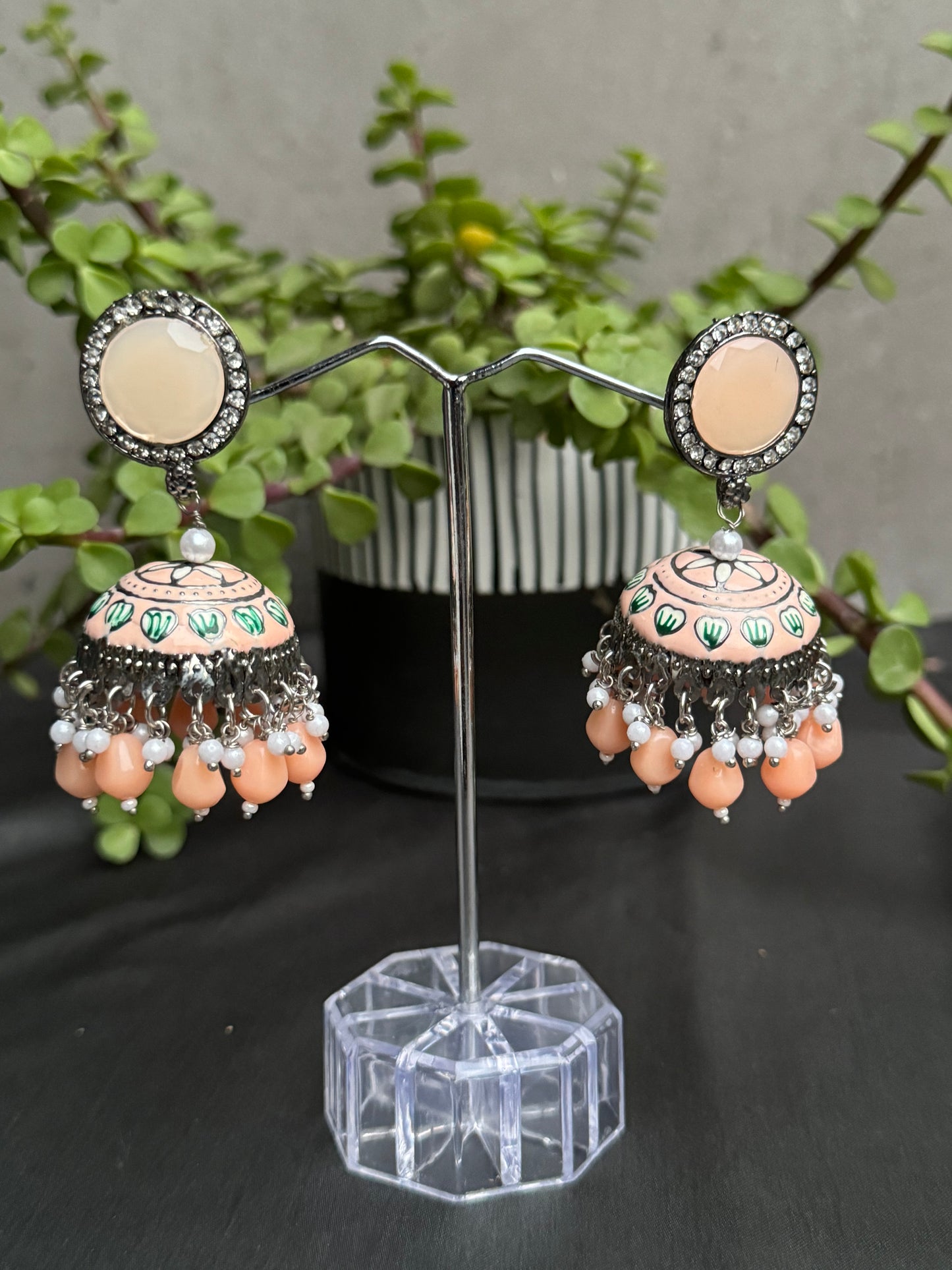 peach minakri with beads jhumki earrings