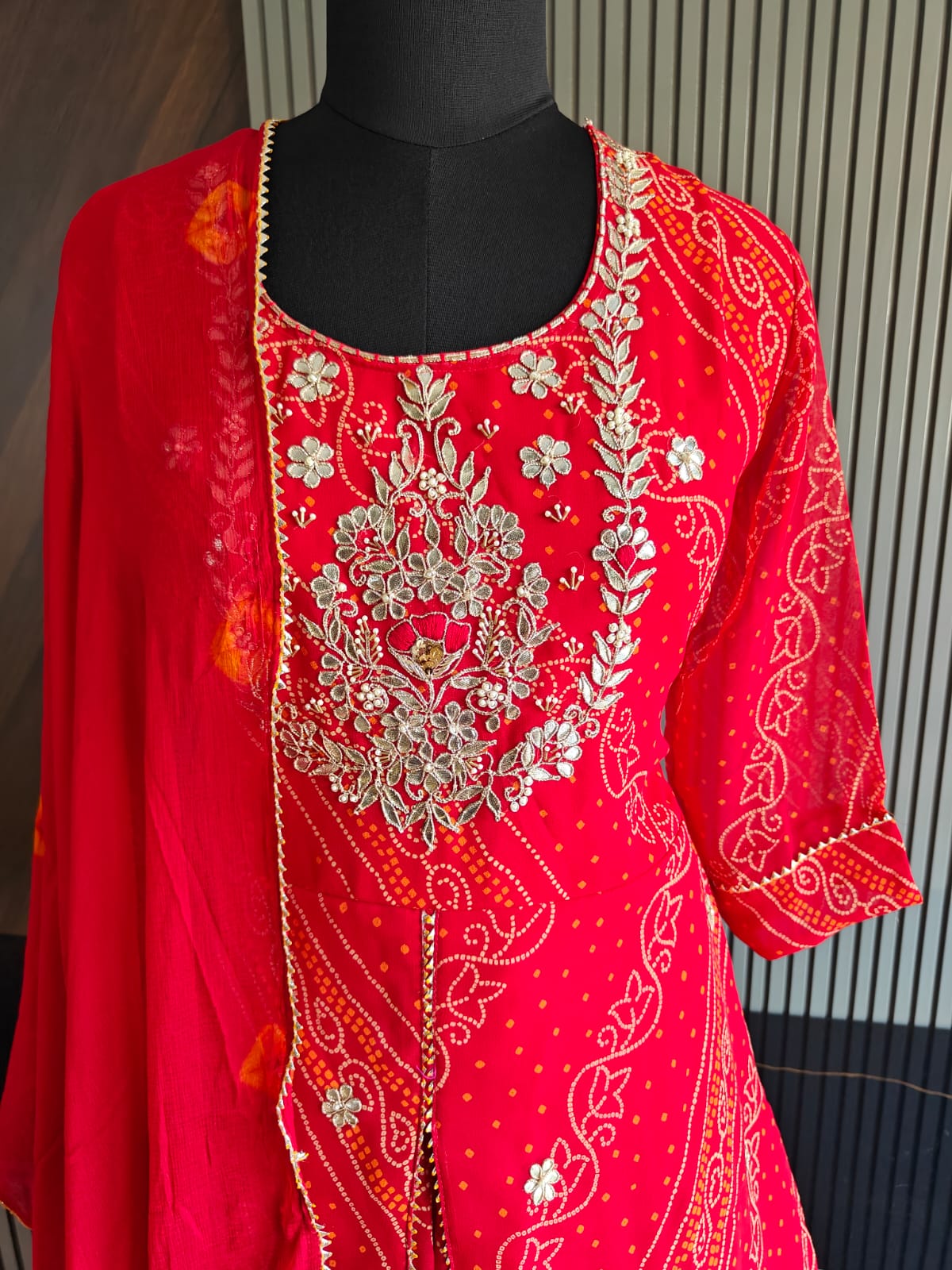 red bandhej skirt, kurti with tie-dye dupatta