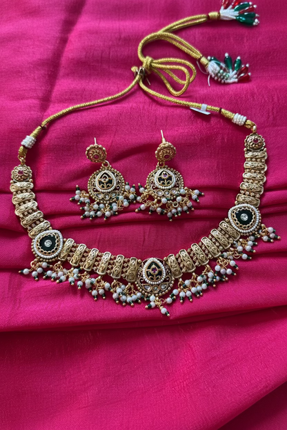 gold necklace for women