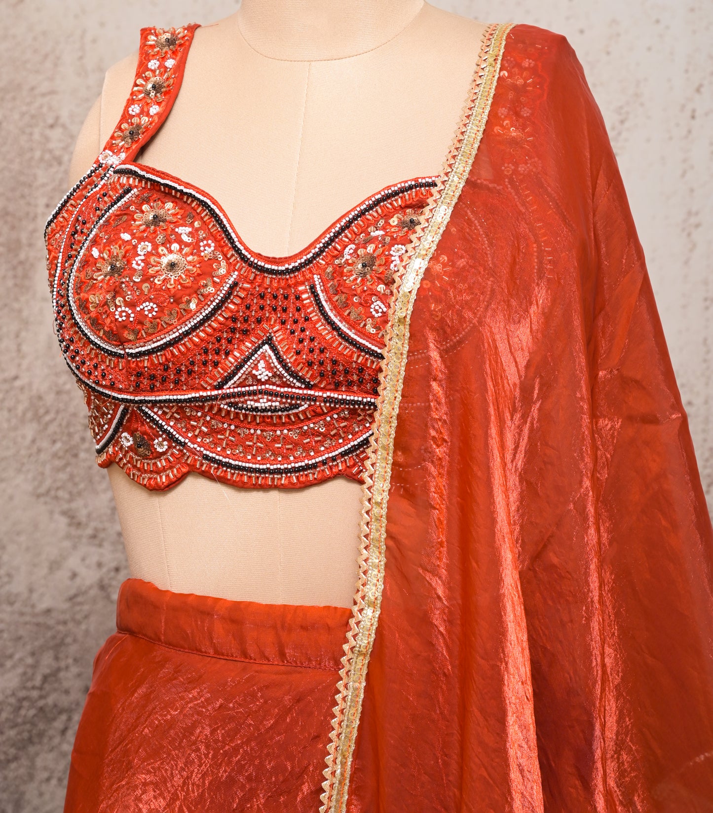 indian outfits for women online usa